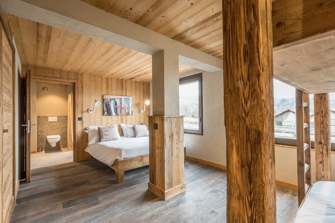 Les Cabanes De La Maison Rouge FRENCH ALPS Luaran gambar